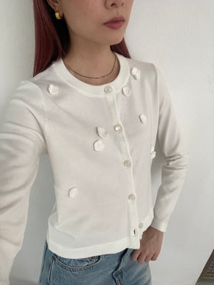 Open image in slideshow, Leia Floral Applique Cardigan
